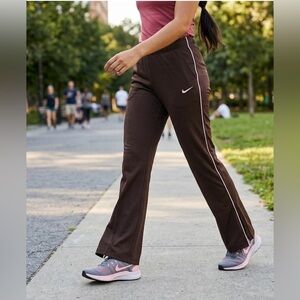 Nike Women’s Brown Workout Trousers with Pink Accents